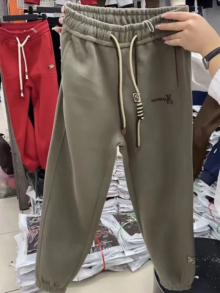 High-quality Cotton SweatPants Women Spring autumn Elastic Waist Loose Pants Casual Women Casual Trousers Women Clothing 4XL