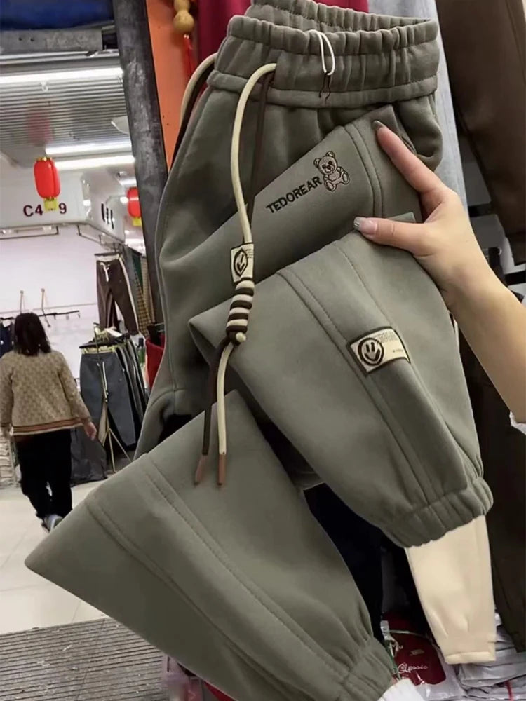 High-quality Cotton SweatPants Women Spring autumn Elastic Waist Loose Pants Casual Women Casual Trousers Women Clothing 4XL