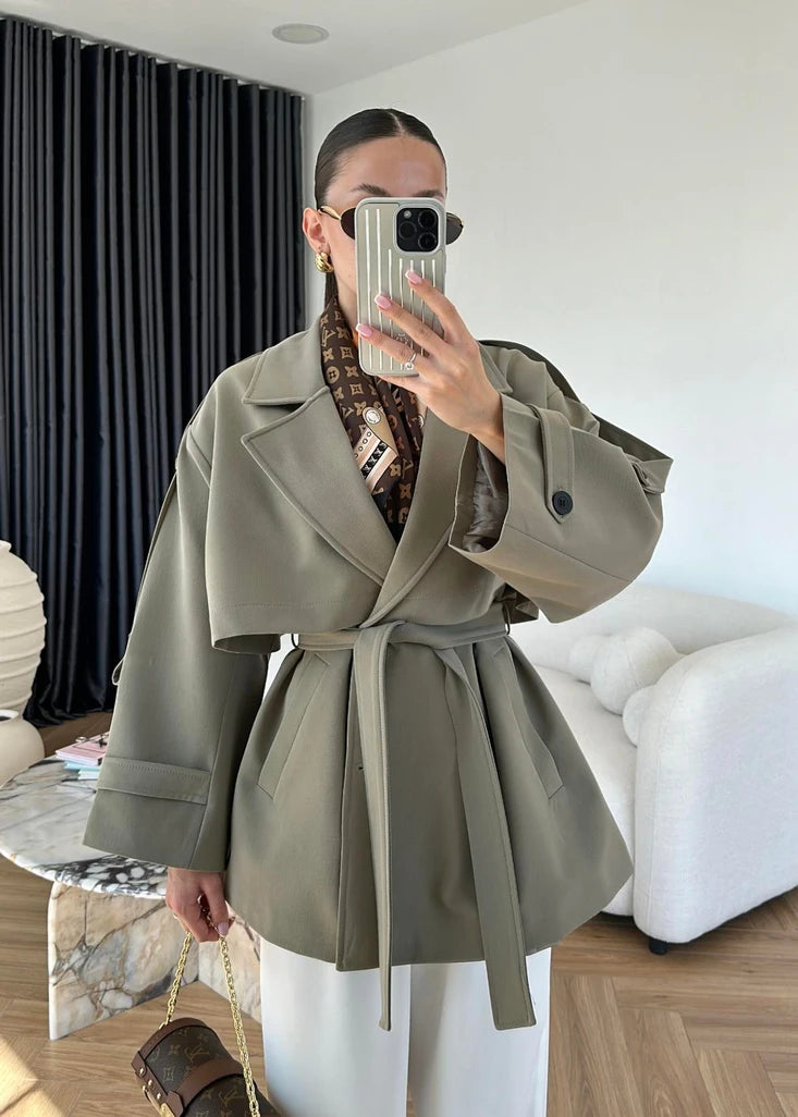 Vintage Turn-down Collar Lace Up Windbreaker Women Fashion Double Breasdted Belt Jackets Female Autumn Chic Casual Streetwear ﻿